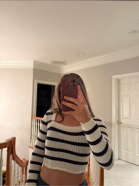 Bershka Navy and Cream Striped Cropped Sweater